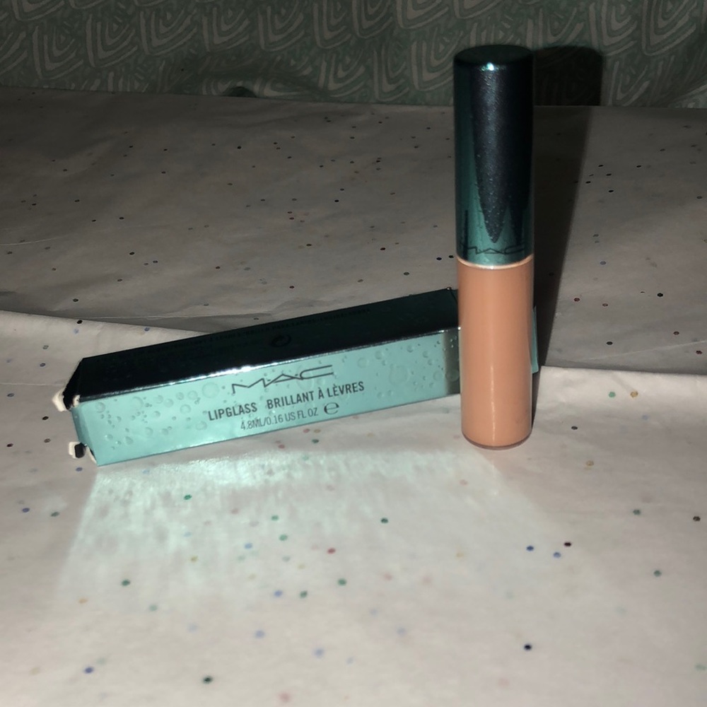 Mac Lipglass in Peachstock